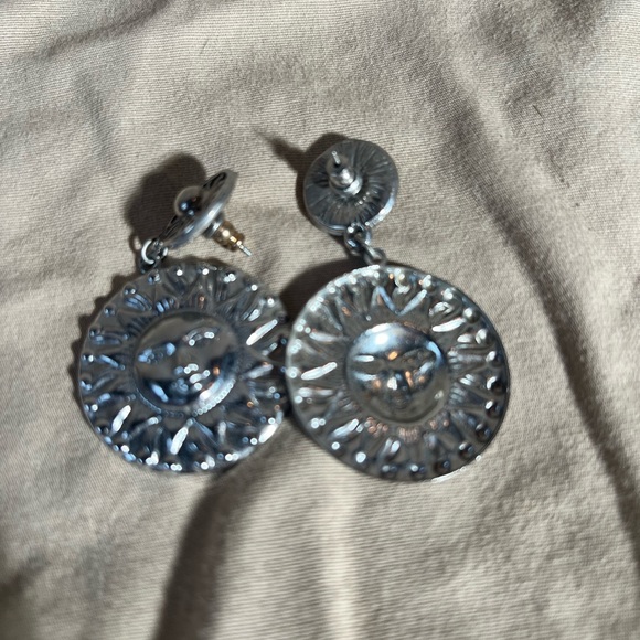 Silver plated sun earrings - Picture 3 of 3